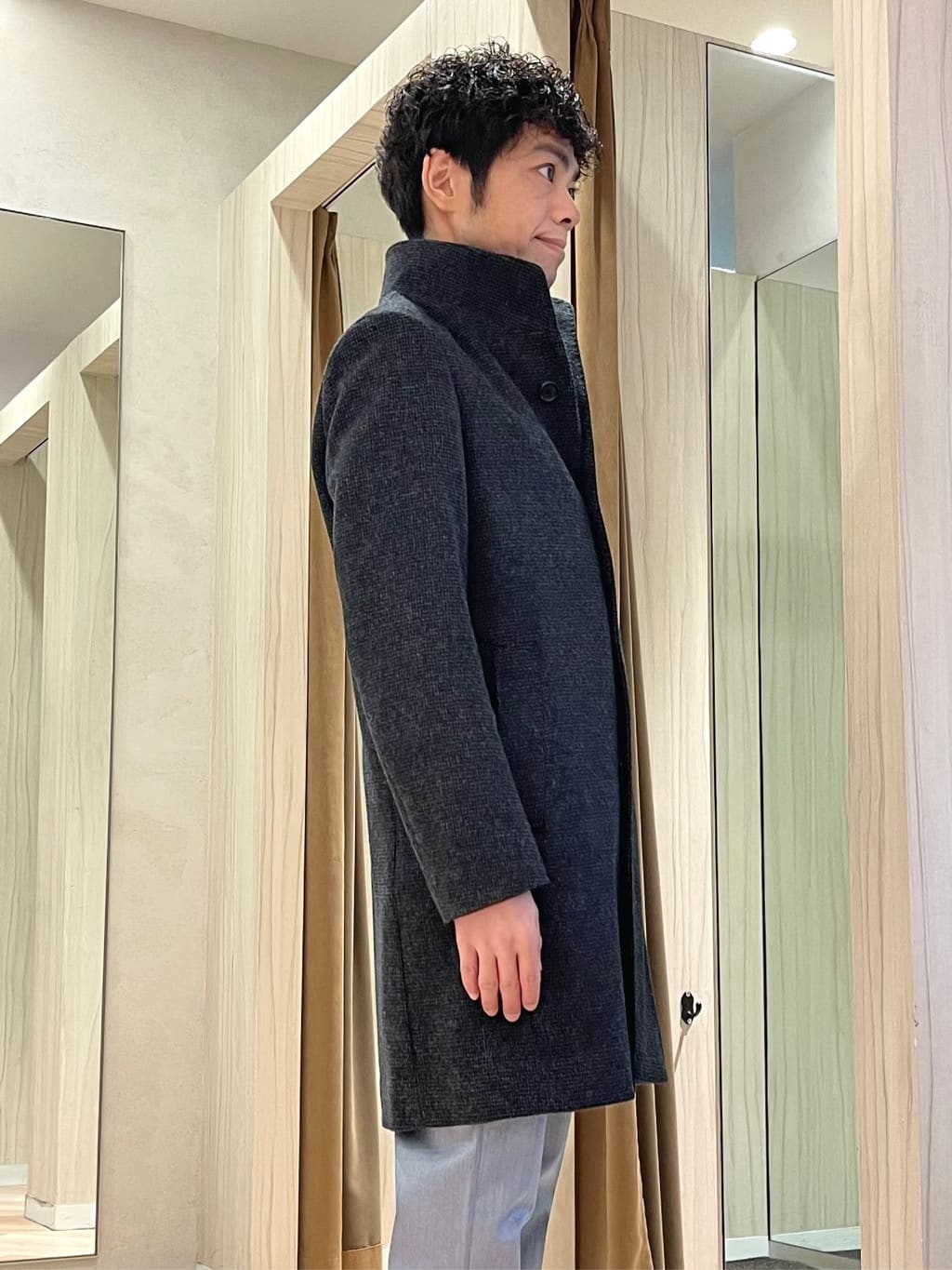 URAさんの「TAKEO KIKUCHI｜アンチピリング タートルネック ニット」を使ったコーディネート