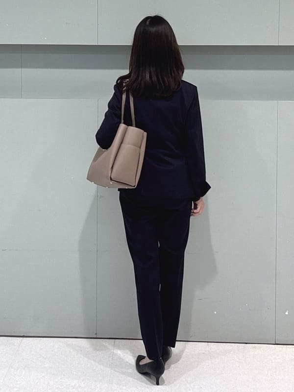 makiさんの「UNTITLED｜【透けにくい/ウエストイン見え】タックブラウス」を使ったコーディネート