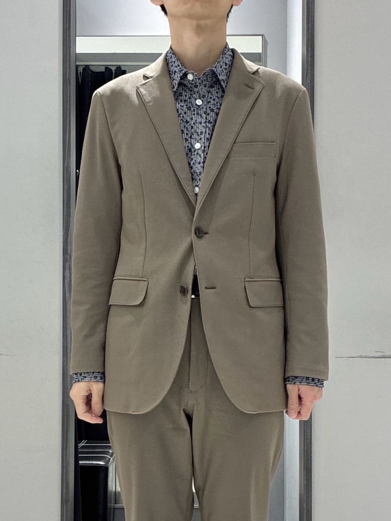 わいずみさんの「TAKEO KIKUCHI｜播州 ドビーストライプ フラワーシャツ」を使ったコーディネート