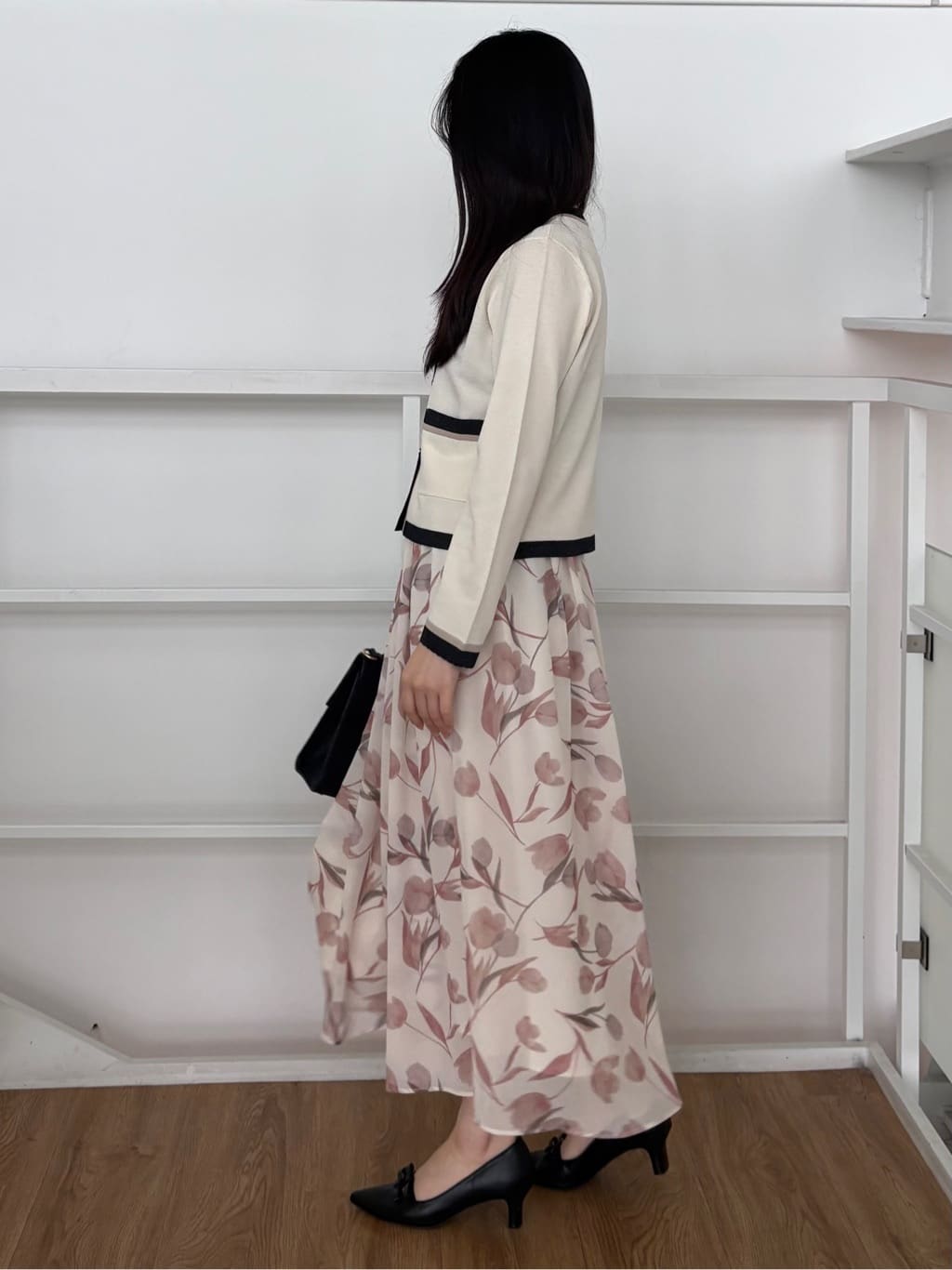 AOIさんの「Couture brooch｜【洗える】チューリップ柄スカート」を使ったコーディネート