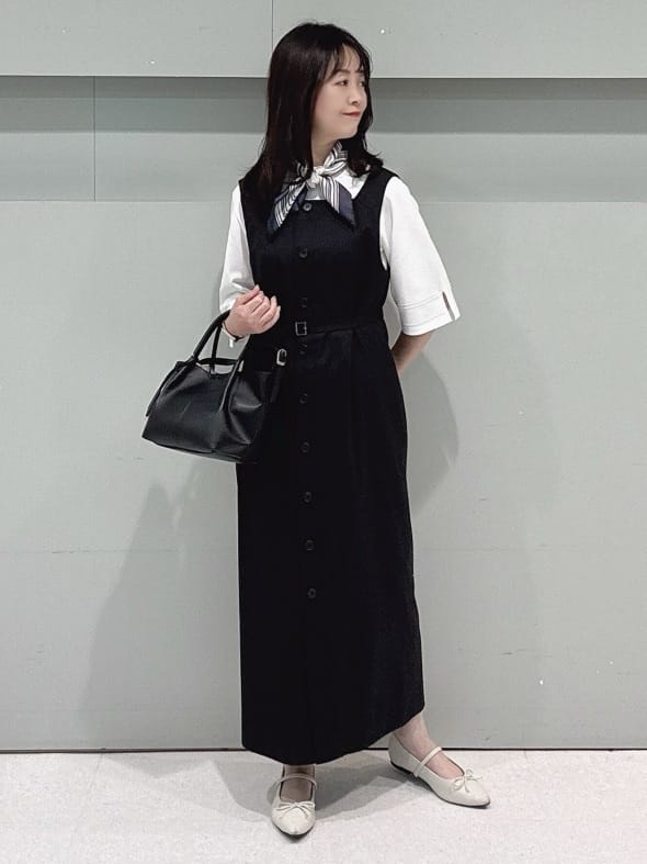 makiさんの「UNTITLED｜【洗える/清涼感】袖スリットニットプルオーバー」を使ったコーディネート