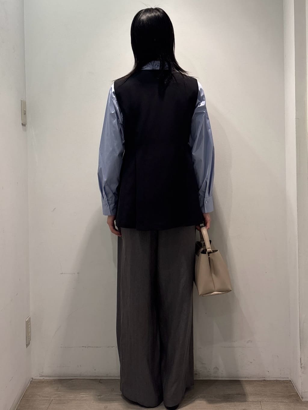 くっしーさんの「OPAQUE.CLIP｜襟チュールシャツ【洗濯機OK】」を使ったコーディネート
