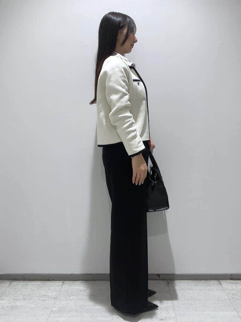 meiさんの「INDIVI｜【2WAY／洗える】ラメストライプ コットン混シャツ」を使ったコーディネート