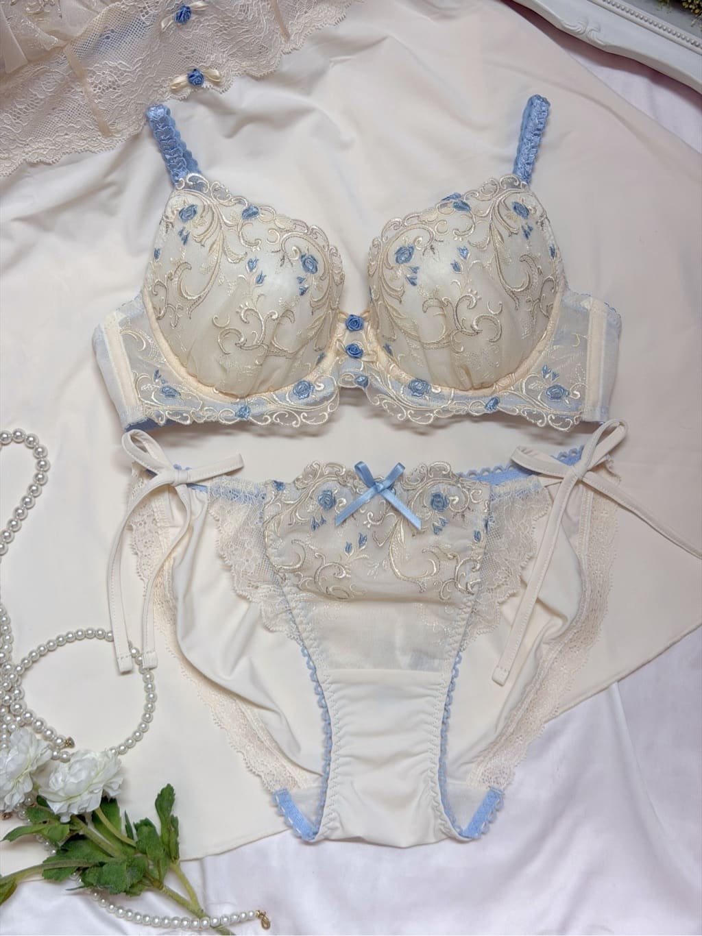 cocoさんの「Risa Magli｜シュテファニ ブラジャー (D-F) ＜Side Shape（サイドシェイプ）＞」を使ったコーディネート