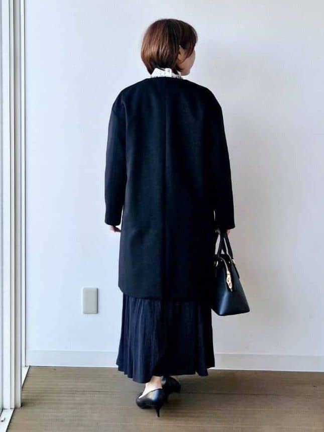 やじまさんの「UNTITLED｜【日本製／通勤／フォーマル】カシミヤ混ノーカラーコート」を使ったコーディネート