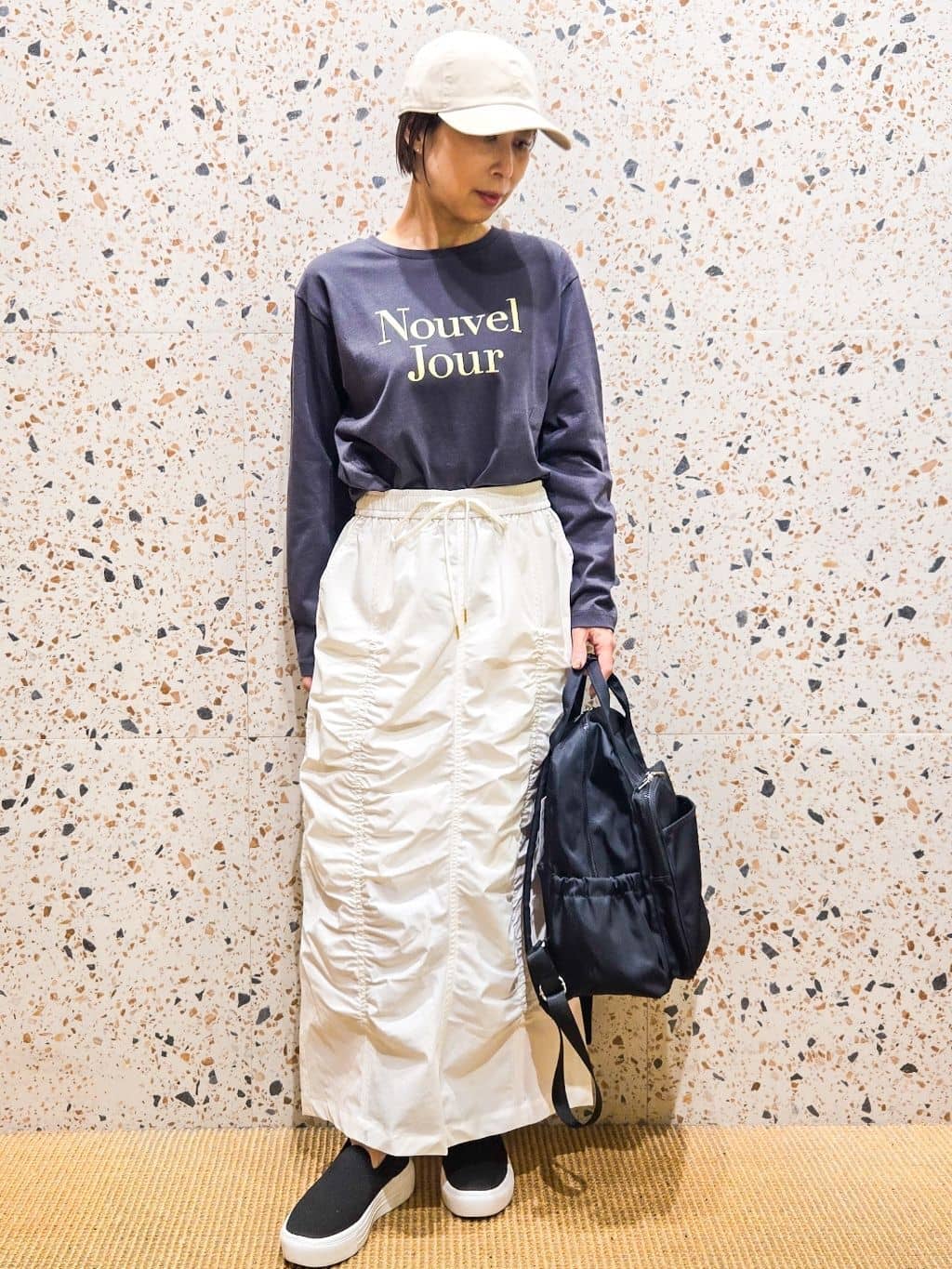 yoshimiさんの「OPAQUE.CLIP｜ロゴプリントロングTシャツ【洗濯機OK】」を使ったコーディネート