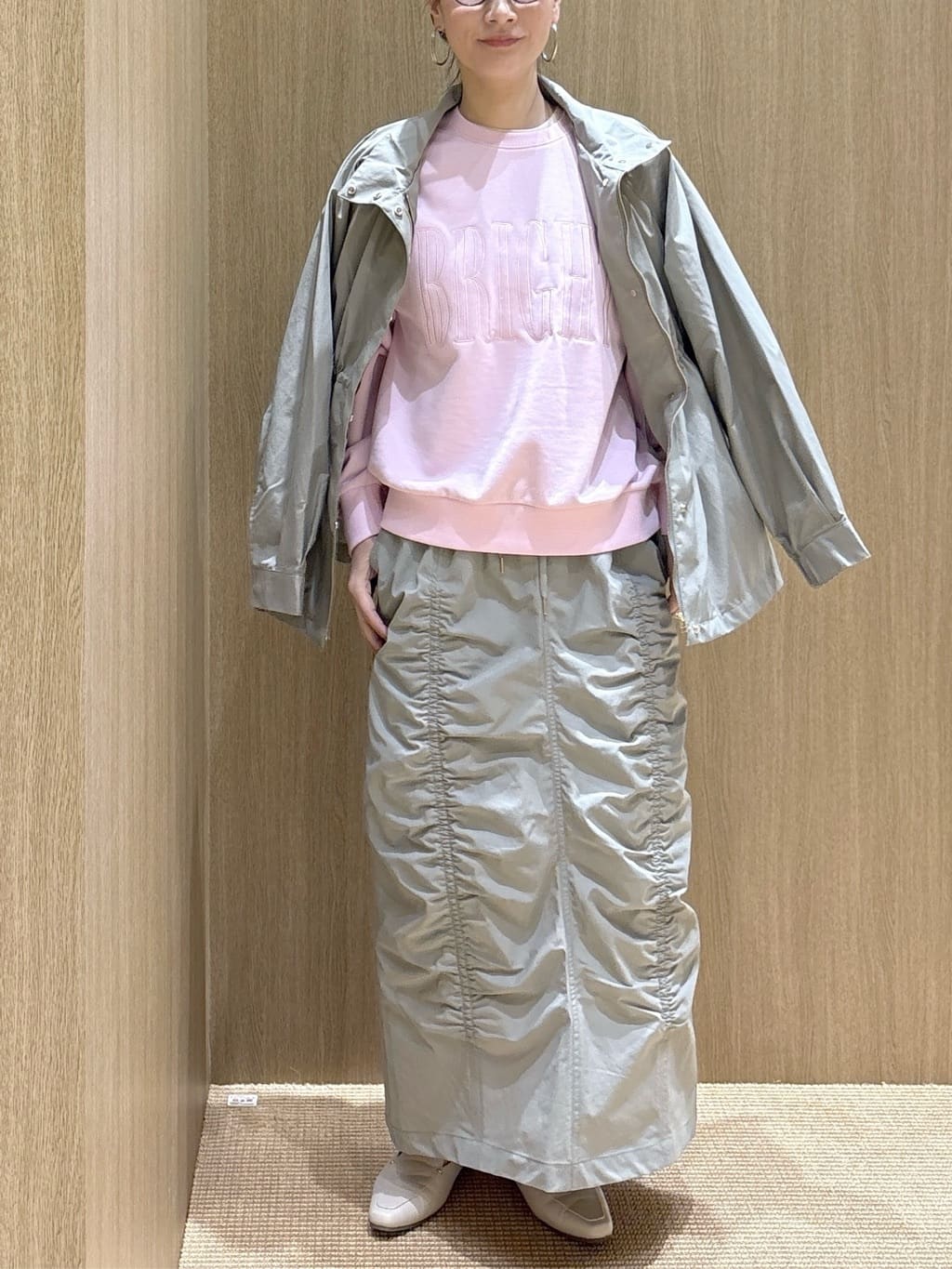 たけねぇさんの「OPAQUE.CLIP｜撥水スタンドZIPブルゾン【洗濯機OK／UVケア／花粉対応】」を使ったコーディネート