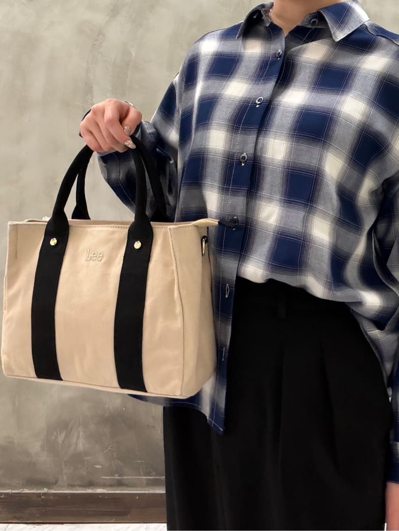 maiさんの「grove｜【大人の抜け感】オンブレーチェックシャツ」を使ったコーディネート