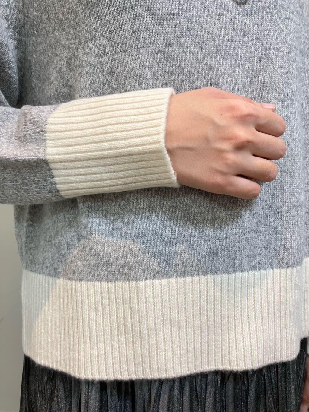 カレンさんの「UNTITLED｜【8色展開/洗える】ウールカシミヤ ハイネックニット」を使ったコーディネート