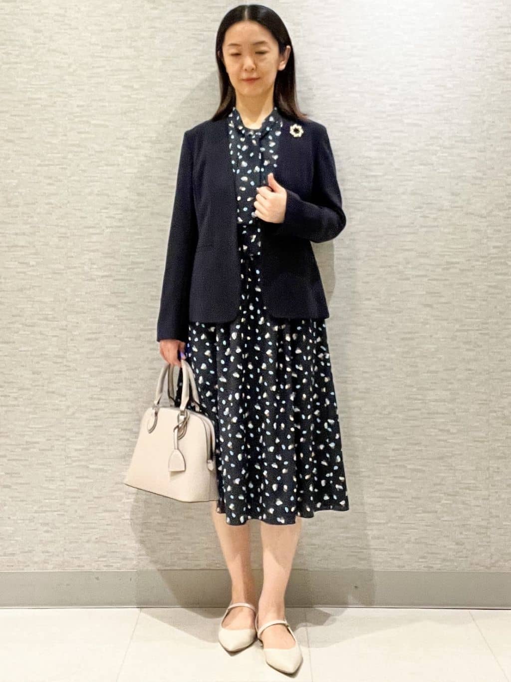 marikoさんの「Reflect｜【SS-4Lサイズ／通勤／セットアップ可】ノーカラージャケット」を使ったコーディネート