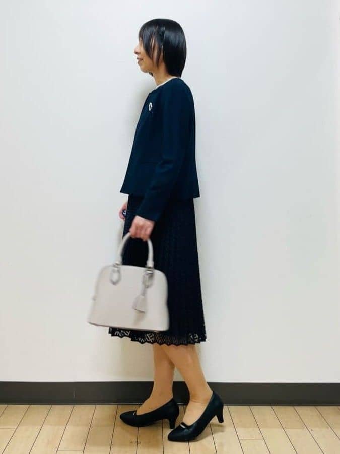 Riiさんの「Reflect｜【SS-4Lサイズ】シフォン&times;幾何柄レースプリーツワンピース」を使ったコーディネート