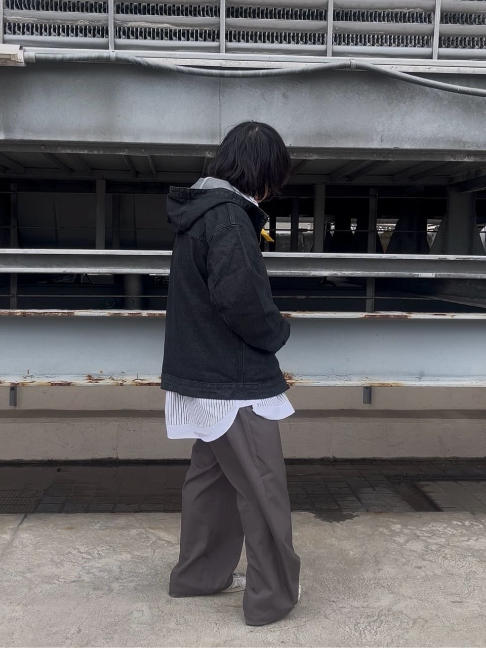 taigaさんの「tk.TAKEO KIKUCHI｜レイヤードストライプシャツ」を使ったコーディネート