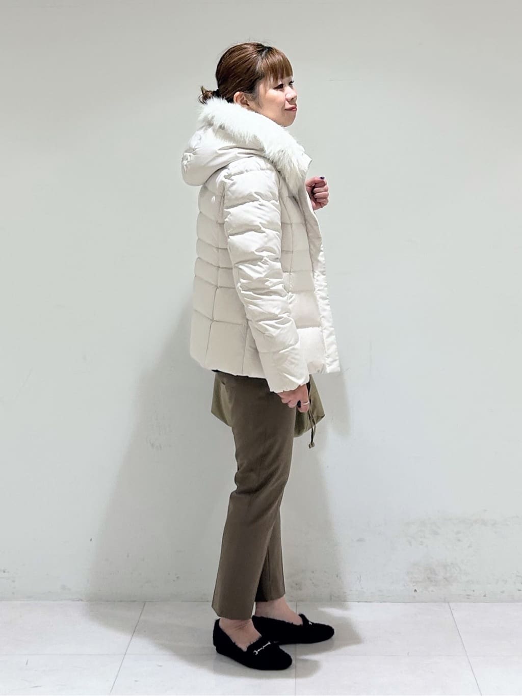 tsuyuさんの「INDIVI｜【名品／撥水／抗菌防臭】ショート丈リサイクルダウンコート」を使ったコーディネート