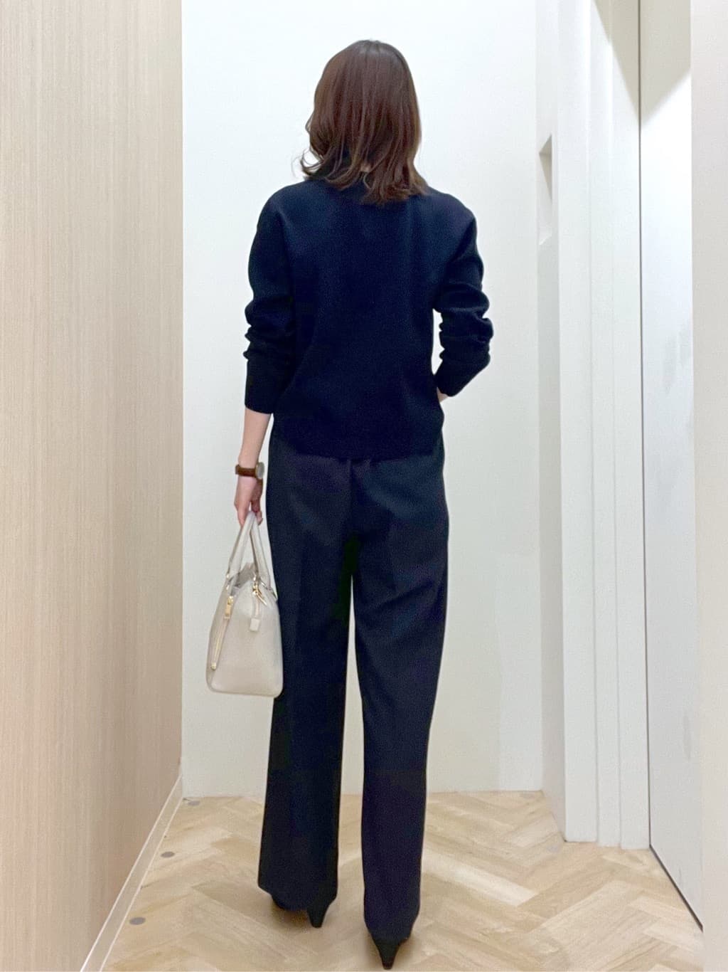  おまつさんの「grove｜スタイリングが上品に決まる、ウールライクワイドパンツ」を使ったコーディネート