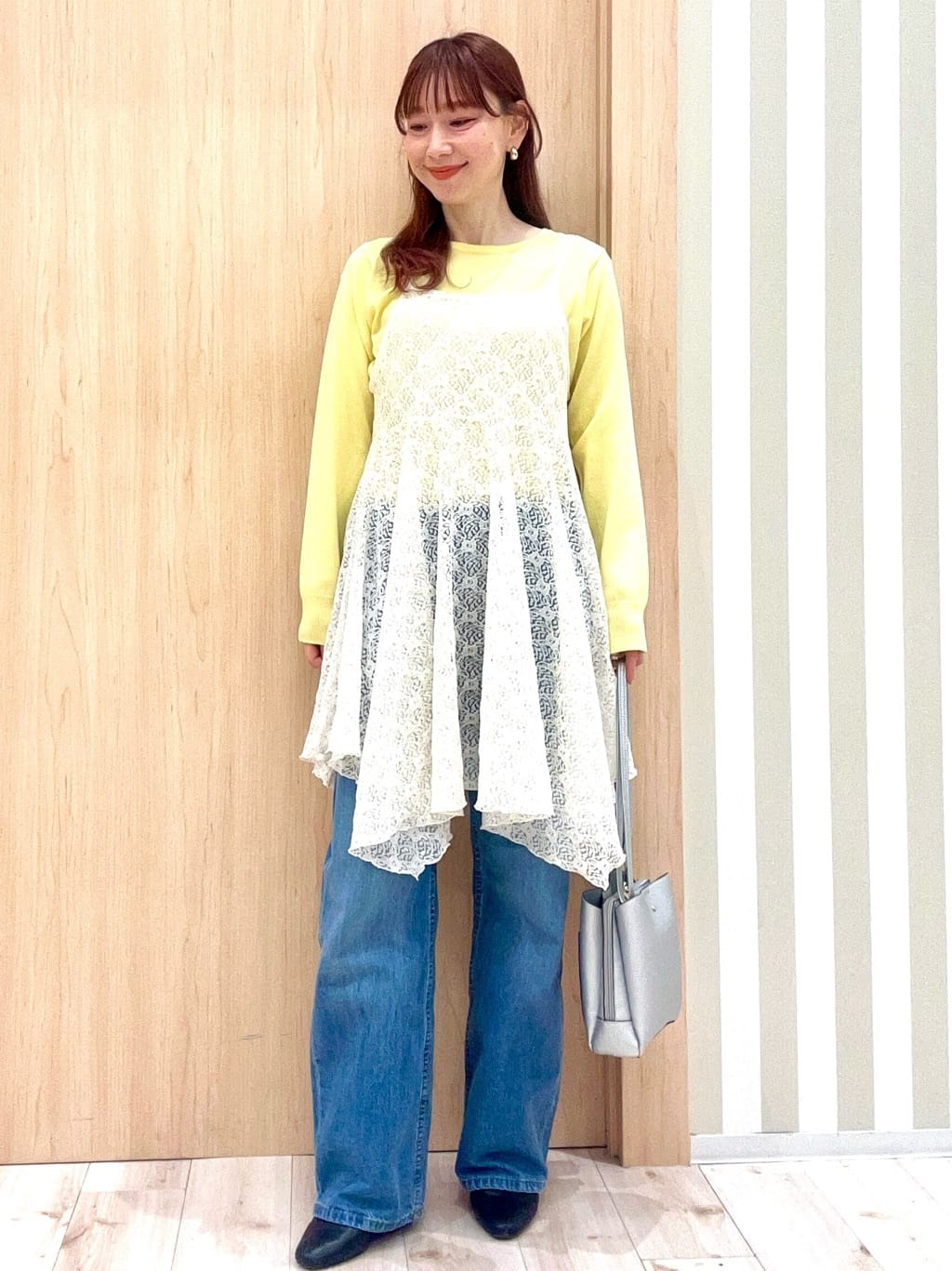 ririさんの「SHOO･LA･RUE｜【前後2WAYネック】レイヤードスタイルにおすすめ レースキャミチュニック」を使ったコーディネート