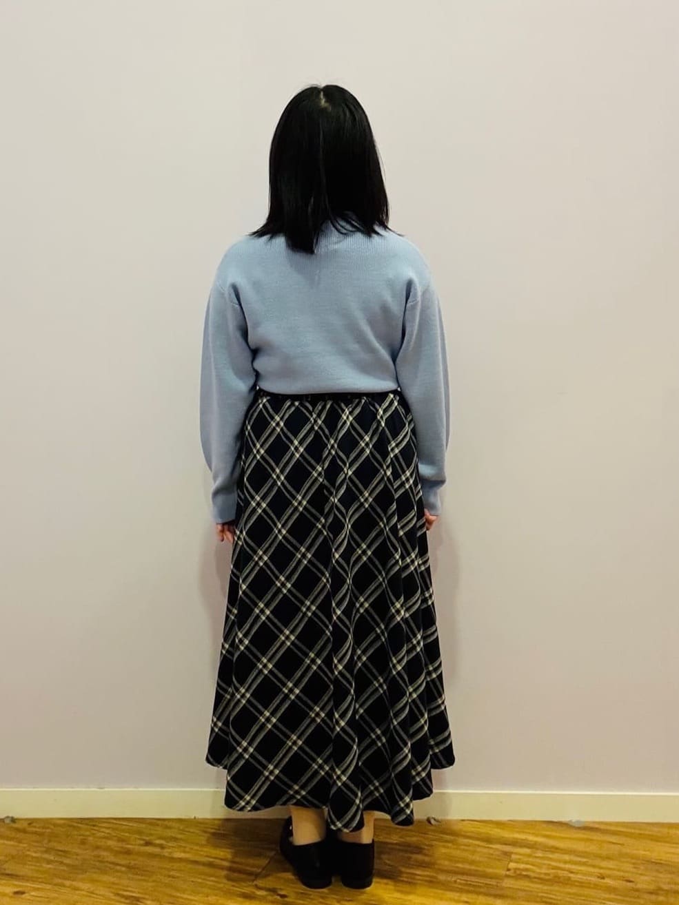あゆさんの「SHOO･LA･RUE｜【S-LL】立体感が際立つ モールチェックフレアスカート」を使ったコーディネート