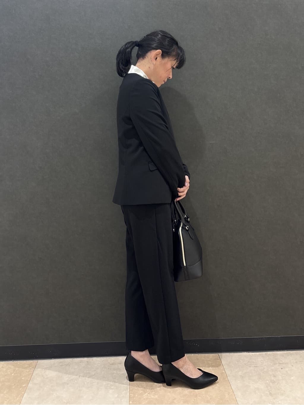 わかさんの「SHOO･LA･RUE｜【洗濯機可】上品で華やか スタンドフリルブラウス」を使ったコーディネート
