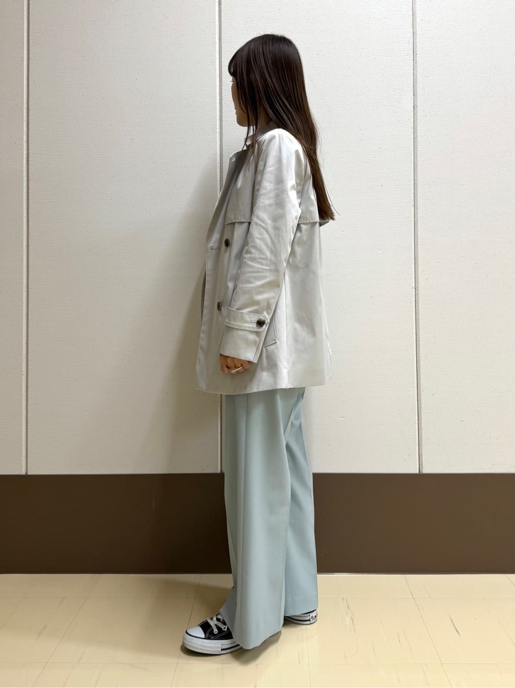 mamiさんの「INDIVI｜【華やか／大人シアー／セレモニー】カットフリンジブラウス」を使ったコーディネート