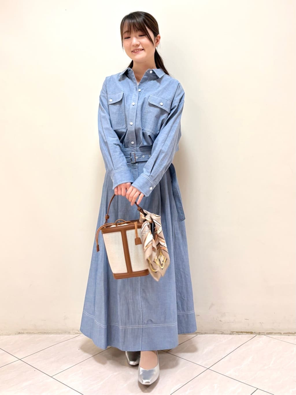 mikiさんの「Reflect｜【羽織にも◎】ダンガリーシャツ」を使ったコーディネート
