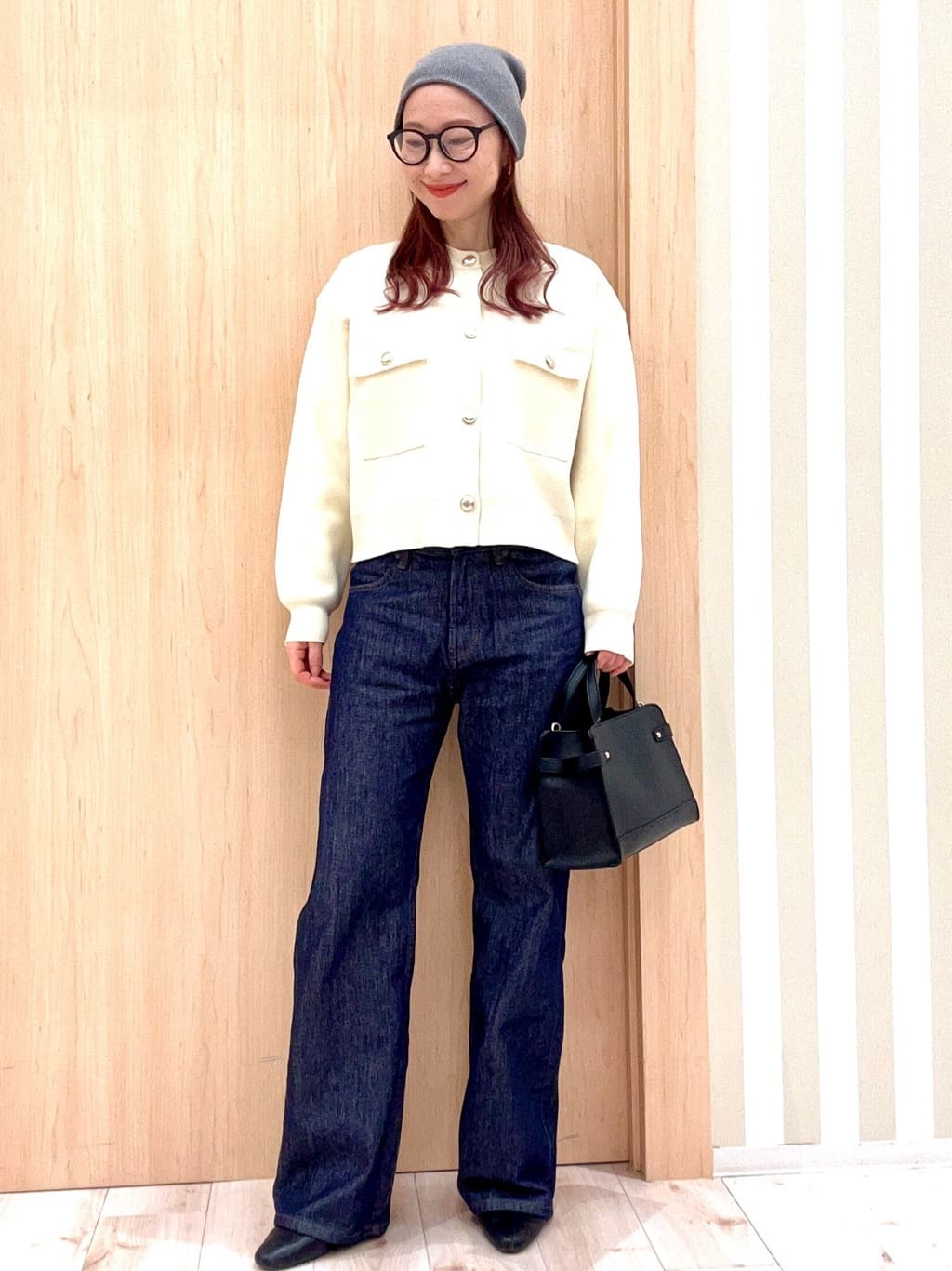 ririさんの「SHOO･LA･RUE｜【洗濯機可/S-LL】1枚でも羽織りでも 華やか上品カーデ」を使ったコーディネート