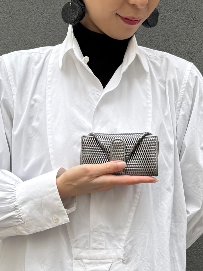 Kさんの「HIROKO HAYASHI｜CATENA（カテーナ）薄型ミニ財布」を使ったコーディネート
