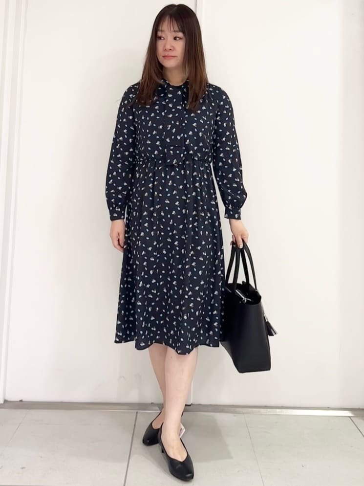 miさんの「Reflect｜【中綿ライナー付き】ライナー付きフーデッドロングコート」を使ったコーディネート