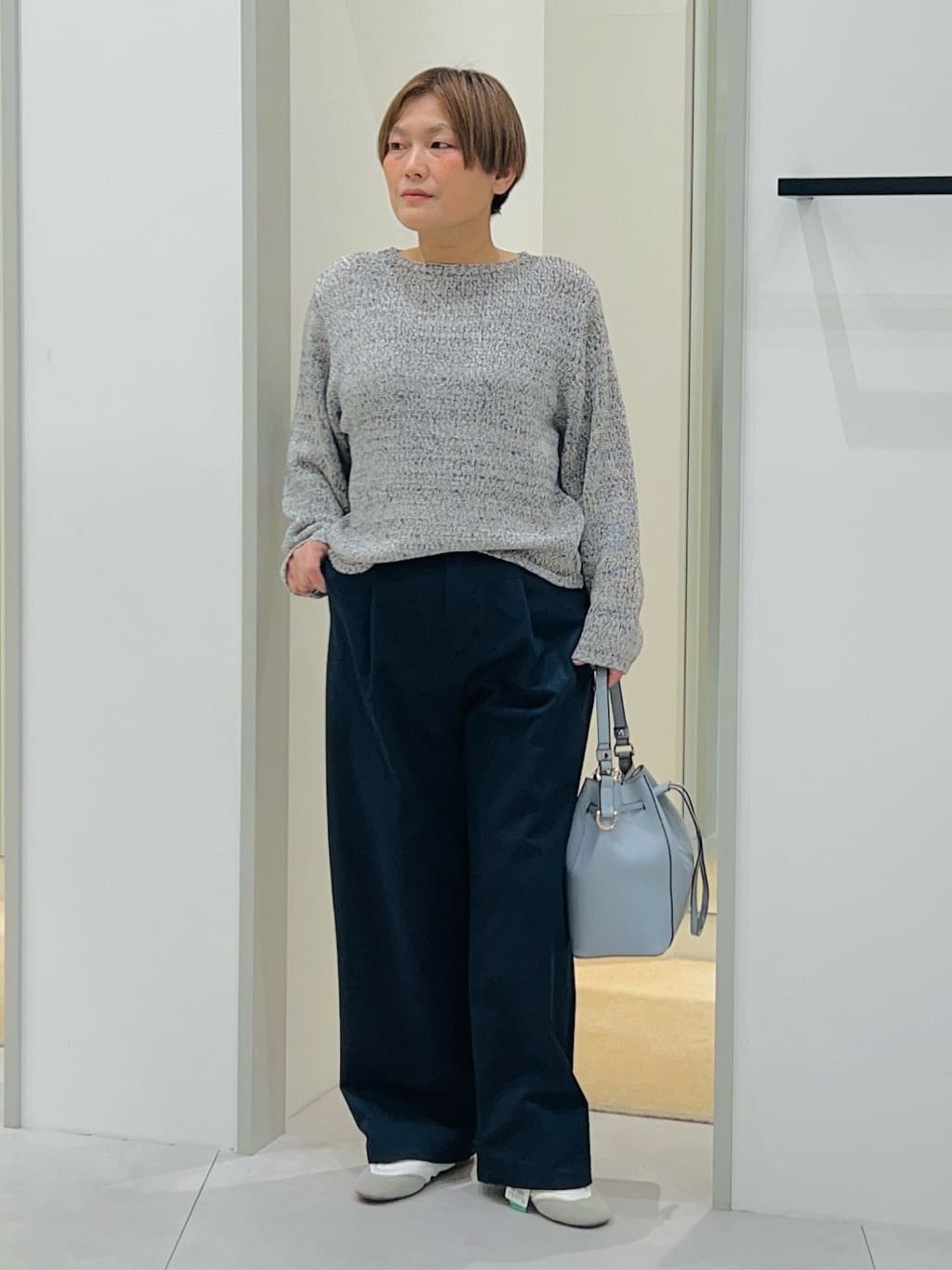 タナさんの「THE SHOP TK｜MIXカラーで軽やかに テープヤーンニット」を使ったコーディネート