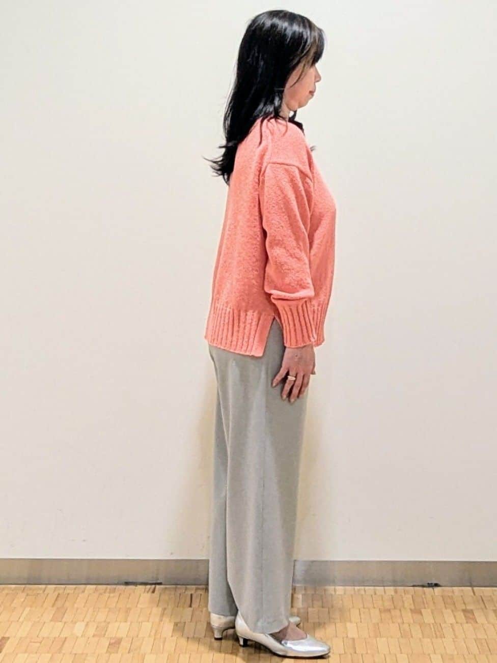 なおさんの「Reflect｜【レイヤードにおすすめ◎】ロング丈リラクシーニット」を使ったコーディネート