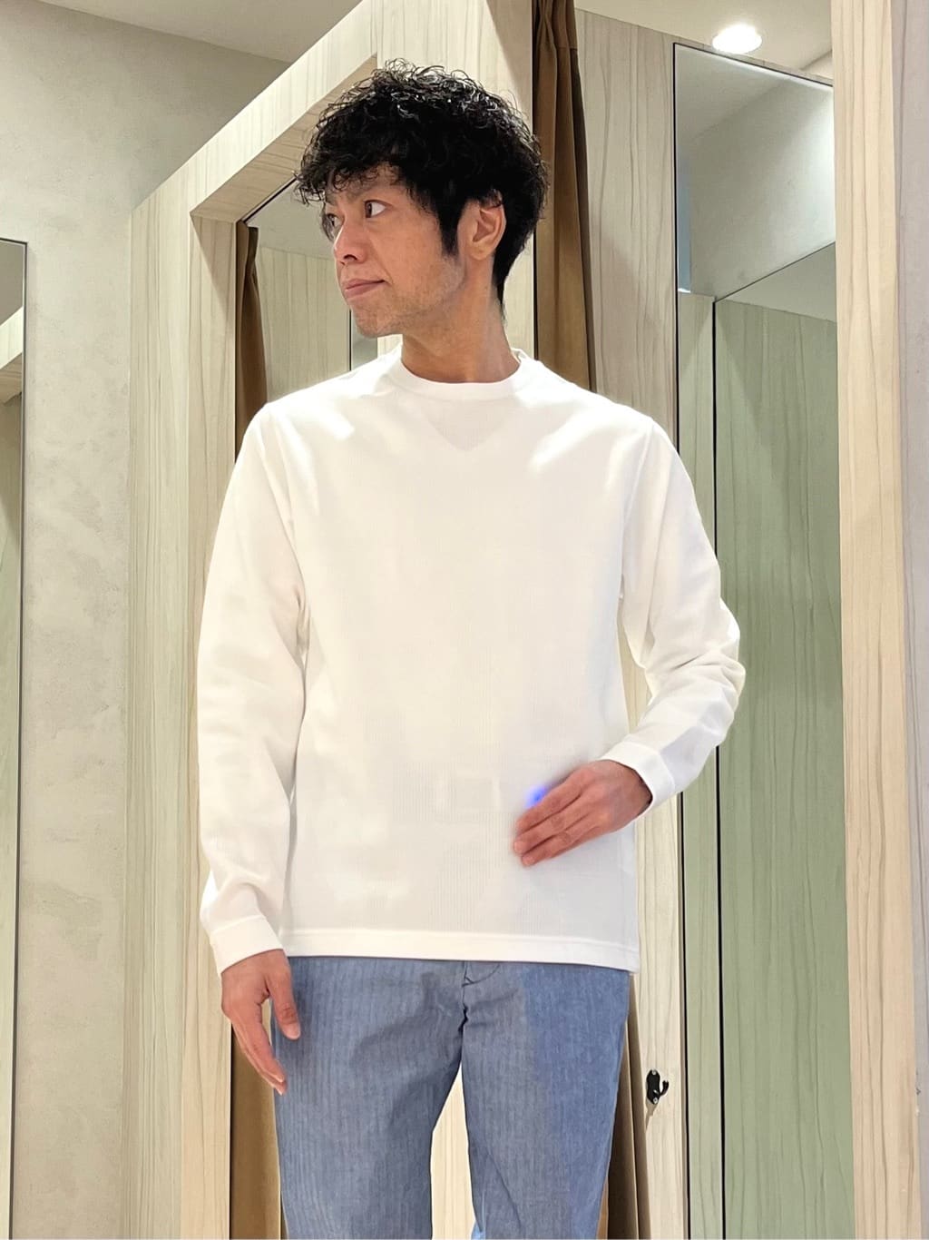 URAさんの「TAKEO KIKUCHI｜【BOWLER HAT LABEL】撥水 MA－1ブルゾン」を使ったコーディネート