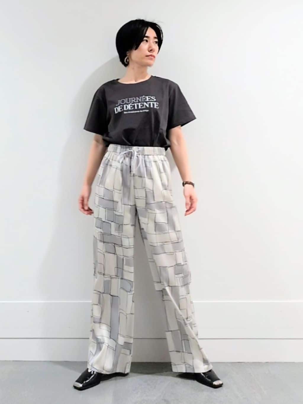ミズタさんの「UNTITLED｜【古畑星夏さん着用/ロゴ/プリント】グラフィックTシャツ」を使ったコーディネート