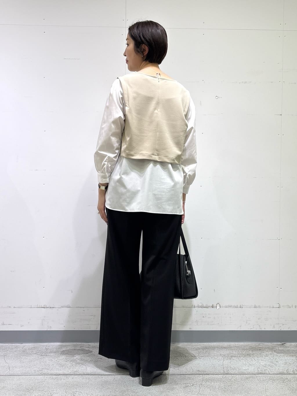 yuriさんの「INDIVI｜【洗える／UVケア】レイヤード風デザイントップス」を使ったコーディネート