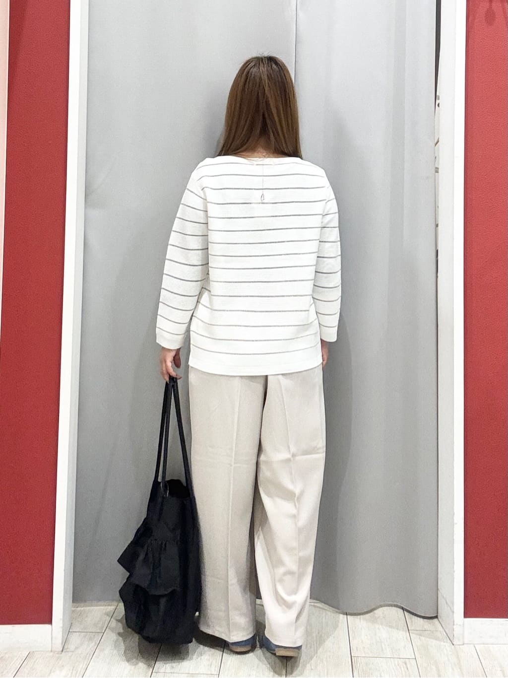 shioさんの「SHOO･LA･RUE｜【高レビュー/洗濯機可/S-LL】さらっと着られる 8分袖Ⅴネックニット」を使ったコーディネート