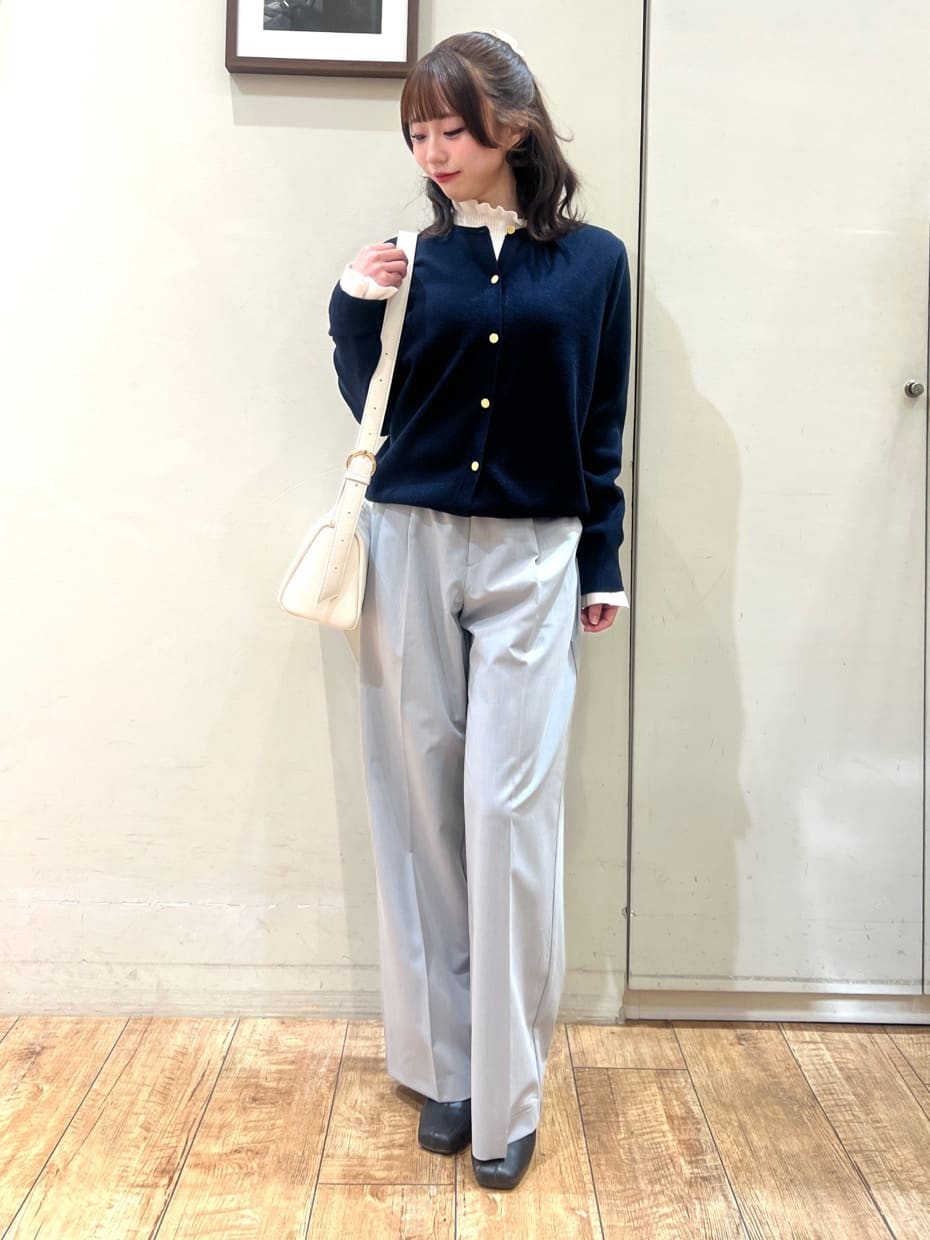 AIRIさんの「SHOO･LA･RUE｜【洗濯機可/S-LL】ほどよいゆとりの もちっとやわらかリブニット」を使ったコーディネート