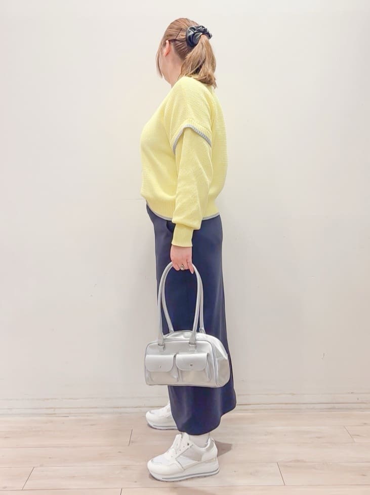 naoさんの「SHOO･LA･RUE｜ヒールアップスニーカー」を使ったコーディネート