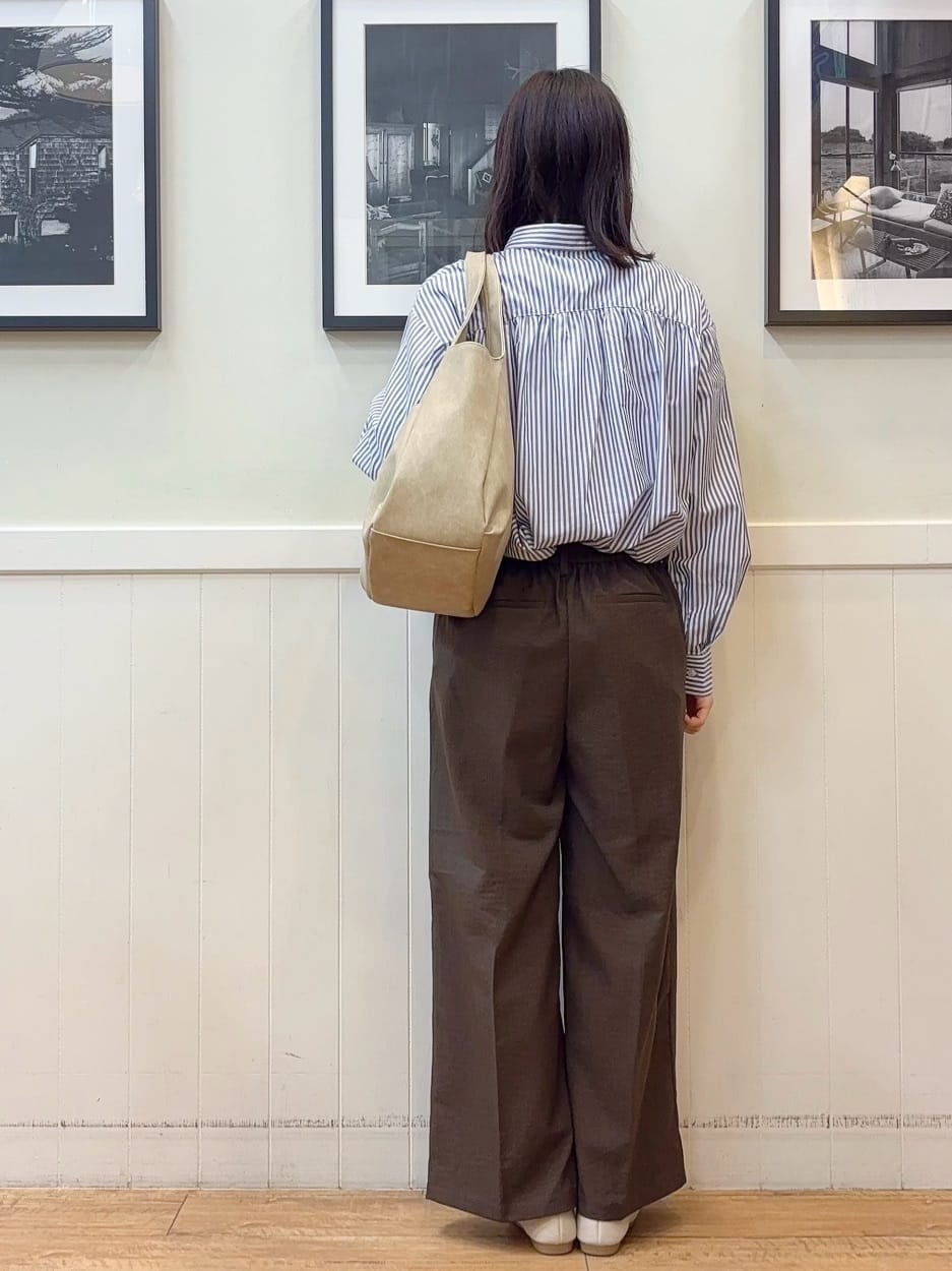 えぬさんの「SHOO･LA･RUE｜【洗濯機可/セットアップ可/UV/SS-LL】楽してきちんと きれい見えゆったりワイドパンツ」を使ったコーディネート