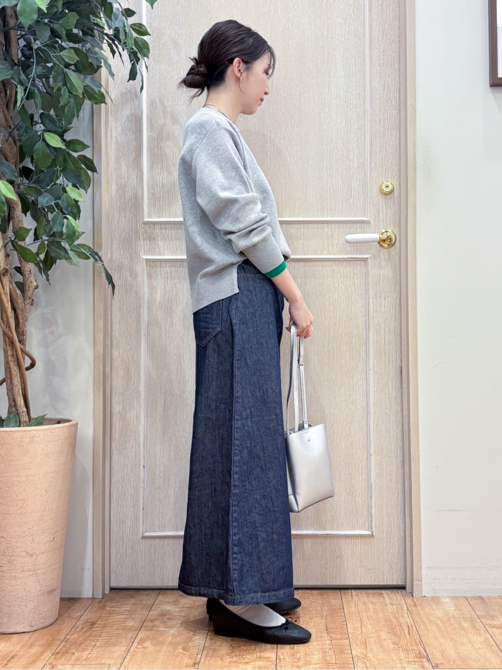 なみさんの「SHOO･LA･RUE｜【SHOO・LA・RUE DENIM】シンプルだから使いやすい Aラインスカート」を使ったコーディネート