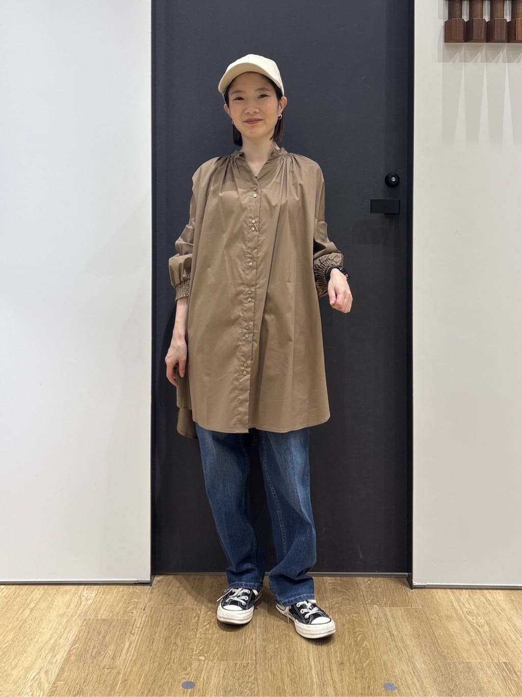 risaさんの「Dessin｜【洗える】シャーリングネックチュニックシャツ」を使ったコーディネート