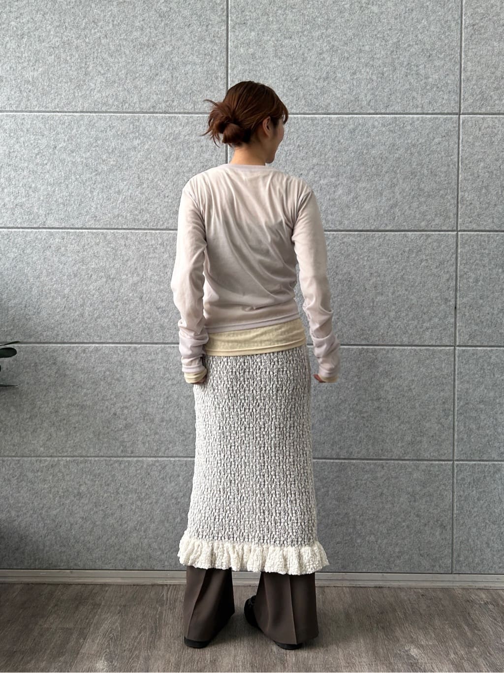 harunaさんの「CODE A｜line zip trousers」を使ったコーディネート