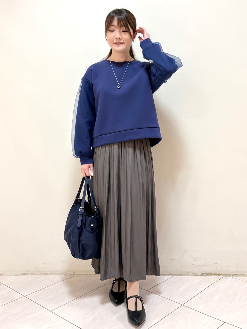 mikiさんの「Reflect｜チュールレイヤードスリーブプルオーバー」を使ったコーディネート
