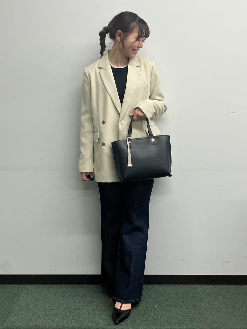 MAYUKIさんの「index｜金ボタンダブルブレストテーラードジャケット／セットアップ対応【洗える】」を使ったコーディネート