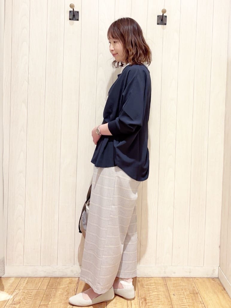 あいこさんの「SHOO･LA･RUE｜【NEW/22.5㎝-24.5㎝】洗えてサラサラ ニットパンプス」を使ったコーディネート