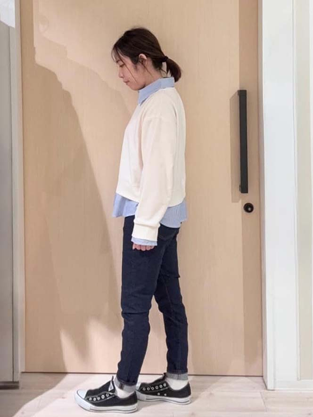 うめちゃんさんの「SHOO･LA･RUE｜【SHOO・LA・RUE DENIM】毎日使いたくなる ストレッチデニムスキニーパンツ」を使ったコーディネート