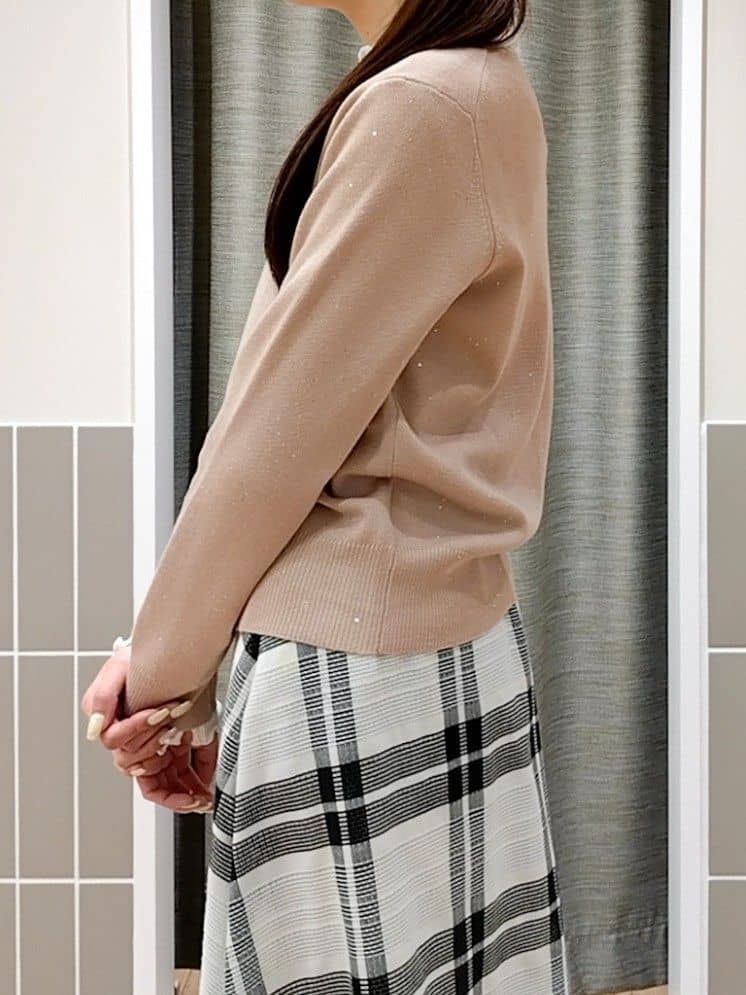 reiaさんの「grove｜ビジューリングY字ネックレス」を使ったコーディネート