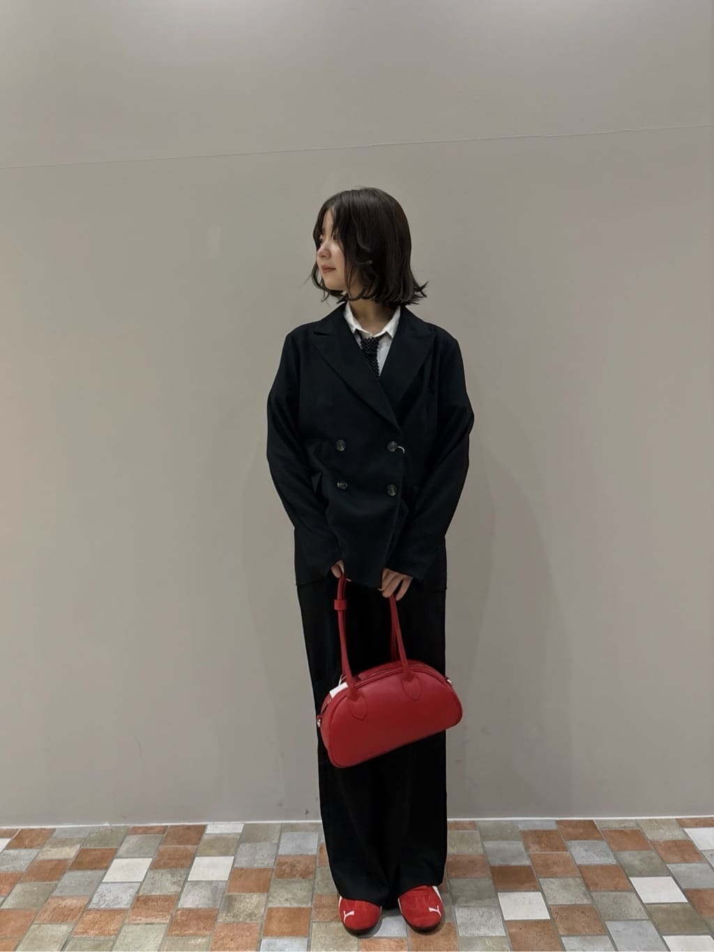 みゆさんの「INDIVI｜【MILLELA FIRENZE】ラウンドフォルムバッグ」を使ったコーディネート