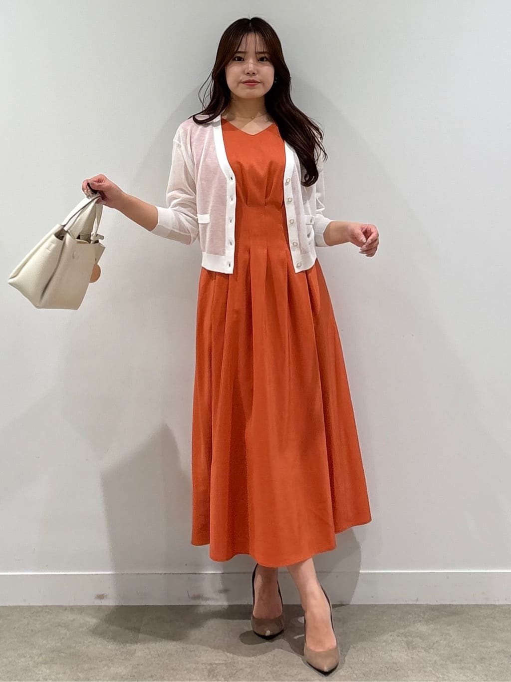 MISAKIさんの「COUP DE CHANCE｜【手洗い可／日本製】ノースリーブフレアワンピース」を使ったコーディネート