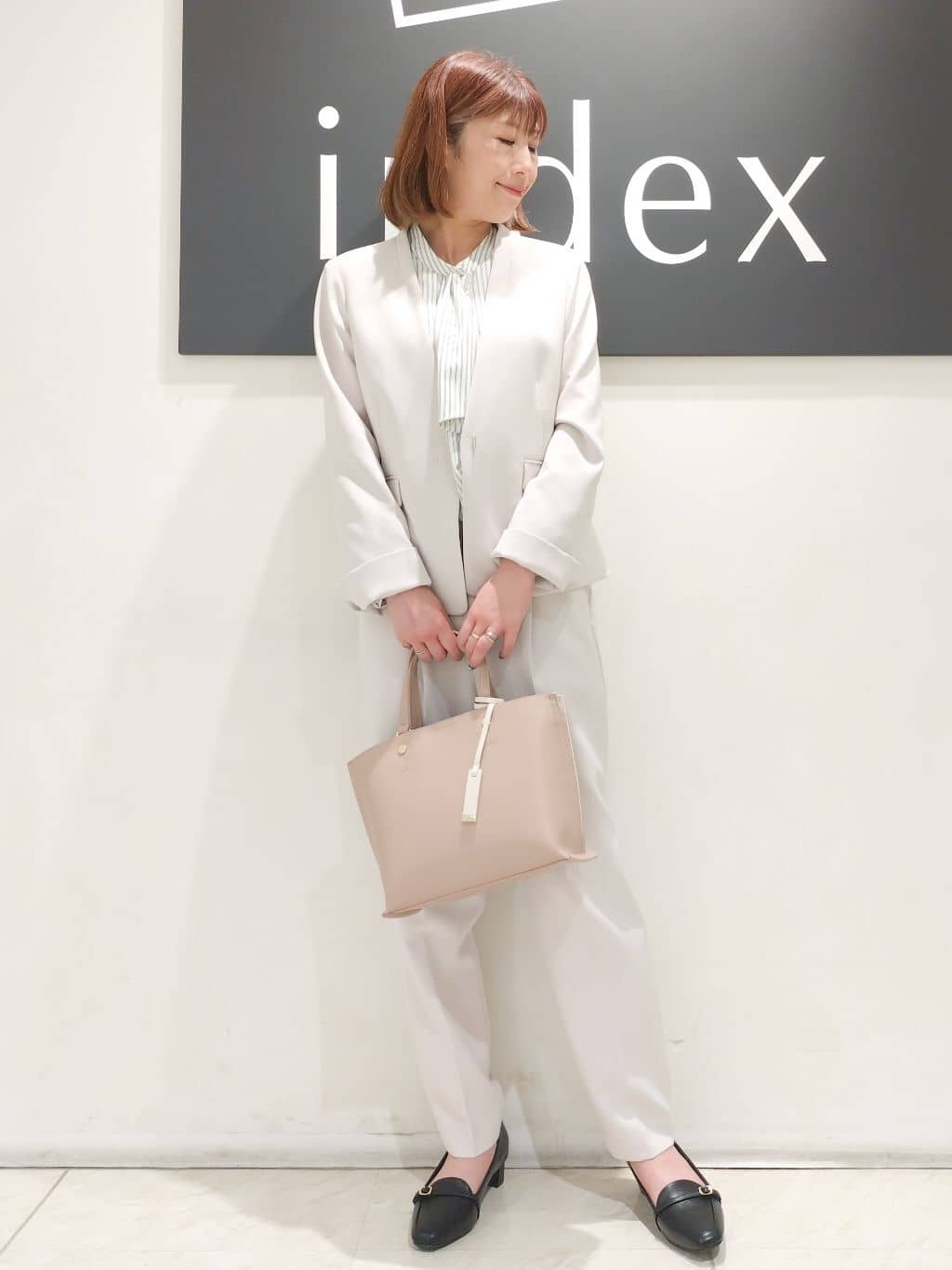 n.さんの「index｜アシンメトリーボウタイブラウス【洗濯機OK／イージーアイロン／防シワ】《XS～LL》」を使ったコーディネート