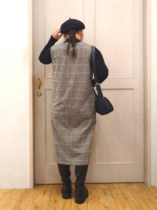 とろろさんの「SHOO･LA･RUE｜【2点セット/洗濯機可】時短でコーデが決まる ジャンドレ+リブインナー」を使ったコーディネート
