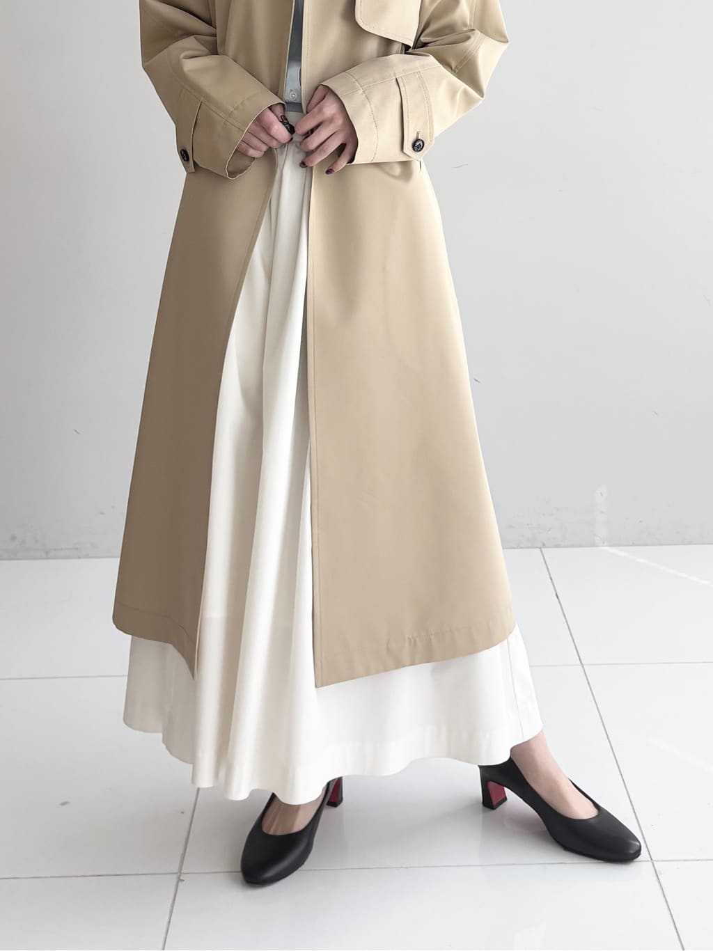 清水夏姫さんの「DRESSTERIOR｜【ウォッシャブル/美シルエット】ライト トレンチコート」を使ったコーディネート