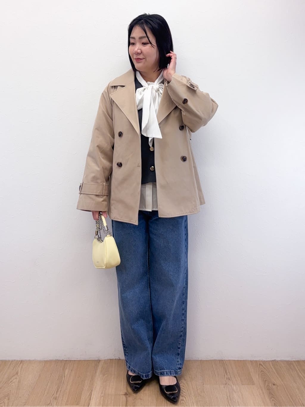 Takeさんの「OPAQUE.CLIP｜ミドルトレンチコート【洗濯機OK】」を使ったコーディネート