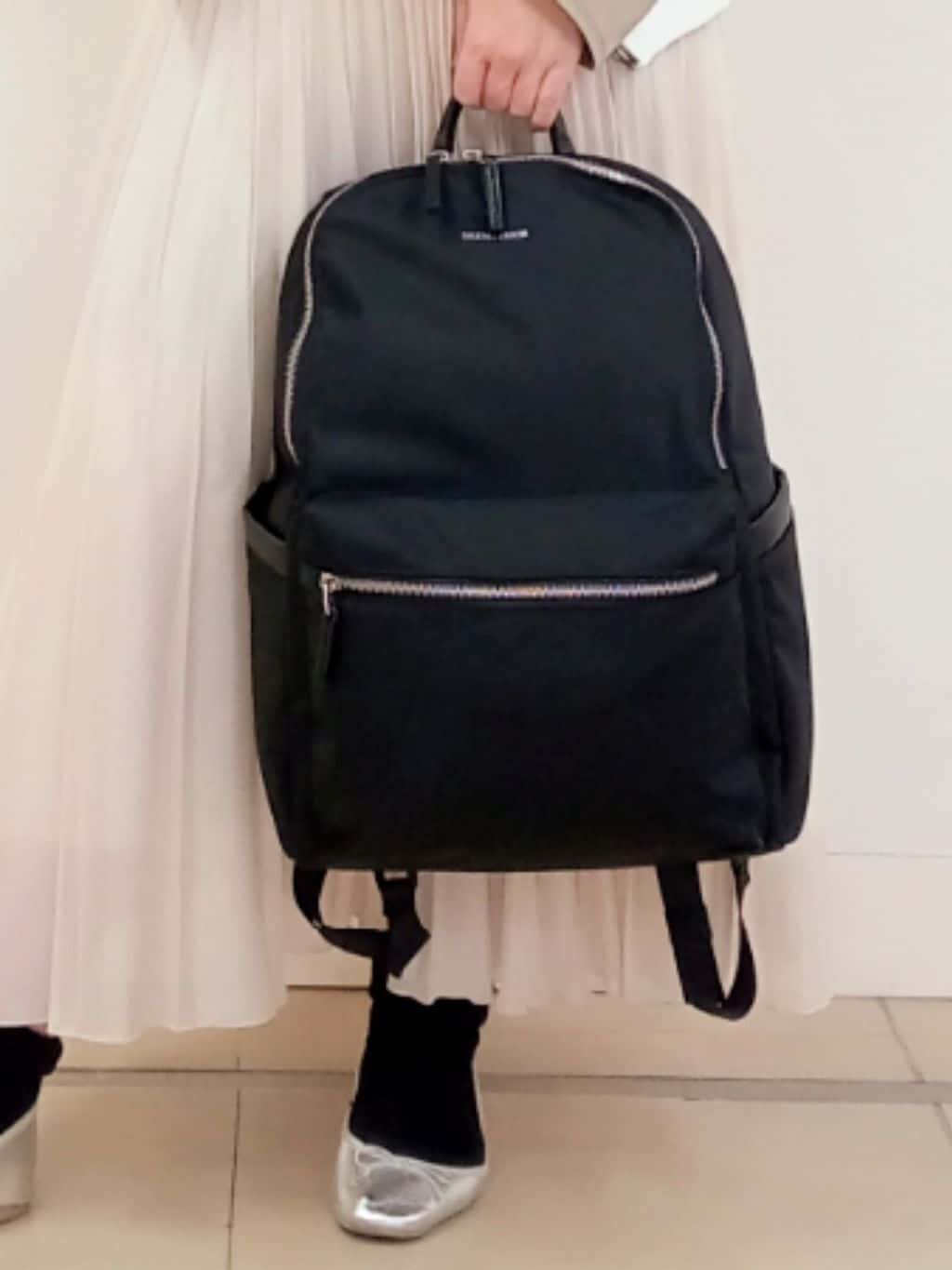 emiさんの「DRESSTERIOR｜【ウォッシャブル/撥水素材】Aラインショートトレンチジャケット」を使ったコーディネート